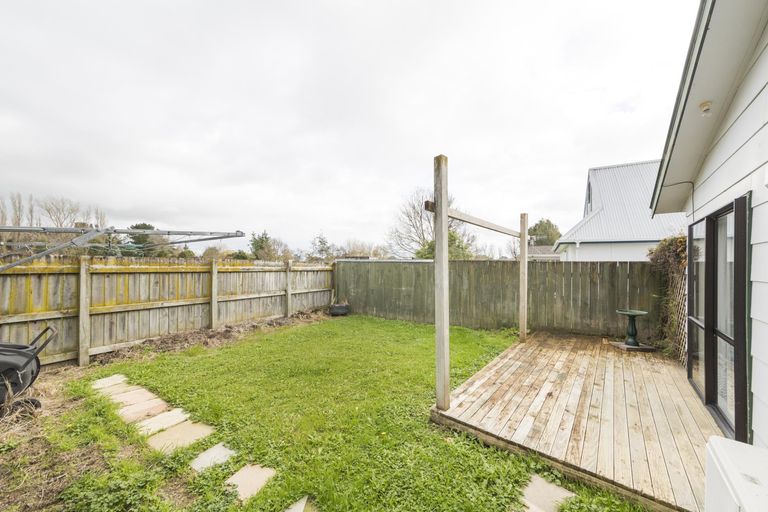 Photo of property in 62 Newton Place, Westbrook, Palmerston North, 4412