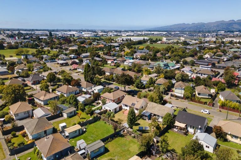 Photo of property in 14 De Havilland Street, Hornby, Christchurch, 8042