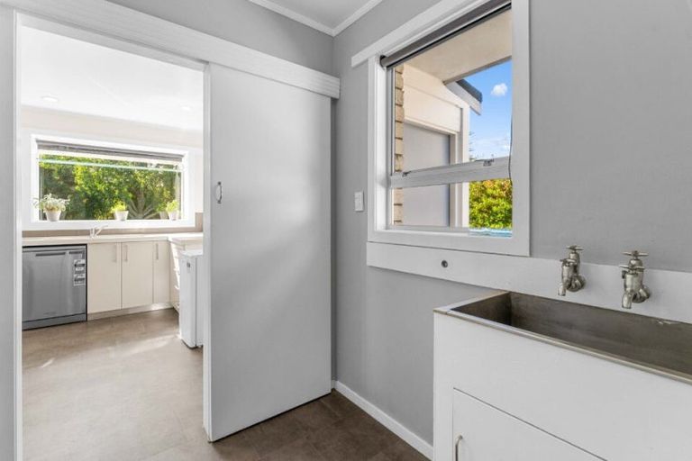 Photo of property in 294 Ngatai Road, Bellevue, Tauranga, 3110