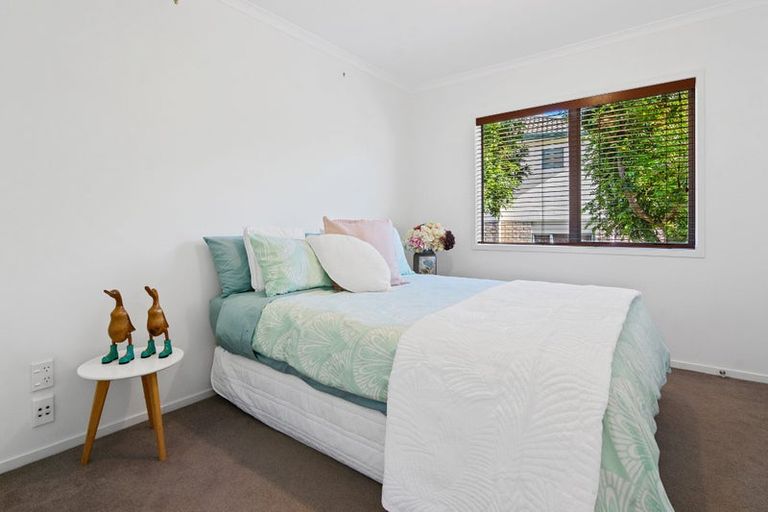 Photo of property in 41 Kristin Lane, Albany, Auckland, 0632