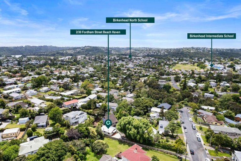 Photo of property in 2/30 Fordham Street, Beach Haven, Auckland, 0626