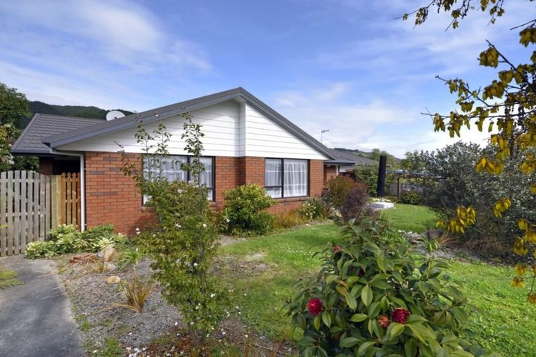 Photo of property in 39 Olympus Way, Richmond, 7020