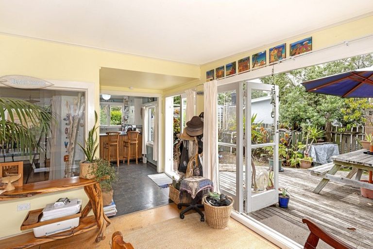 Photo of property in 25 Douglas Street, Okitu, Gisborne, 4010