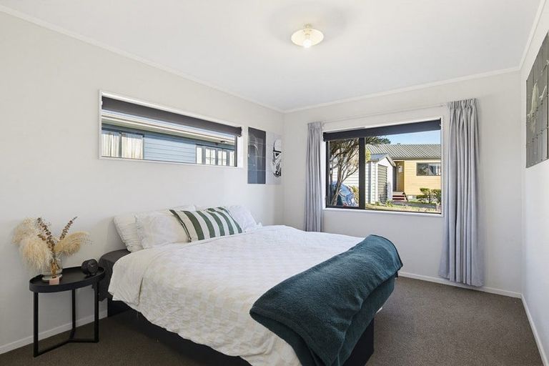 Photo of property in 10 Peter Button Place, Johnsonville, Wellington, 6037