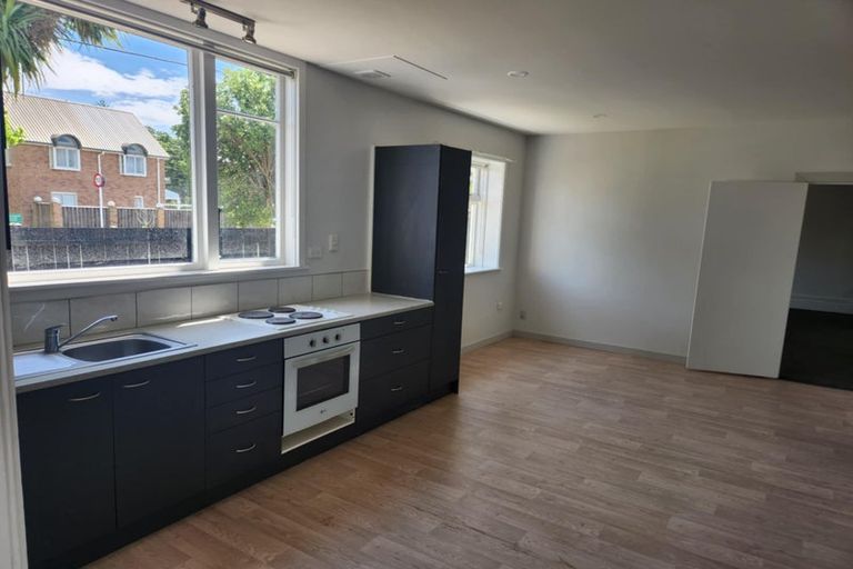 Photo of property in 516 Hereford Street, Linwood, Christchurch, 8011