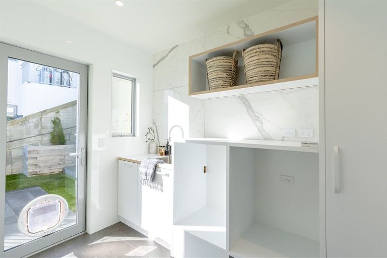 Photo of property in 6 Gazelle Lane, Redcliffs, Christchurch, 8081