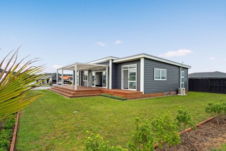 Photo of property in 91 Kupe Drive, Whitianga, 3510