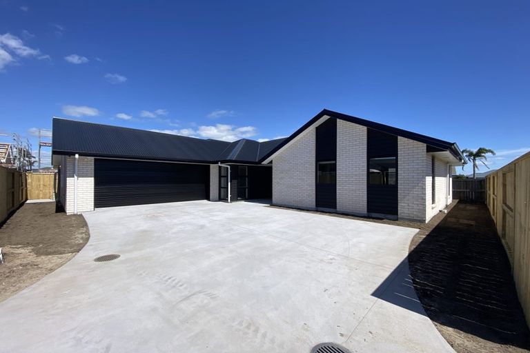 Photo of property in 10 Cotula Way, Papamoa Beach, Papamoa, 3118