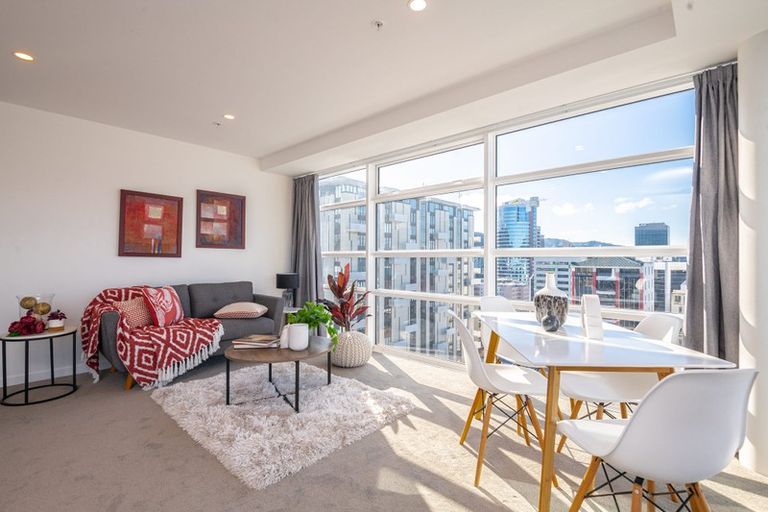 Photo of property in Pinnacle On Victoria, 1401/160 Victoria Street, Te Aro, Wellington, 6011