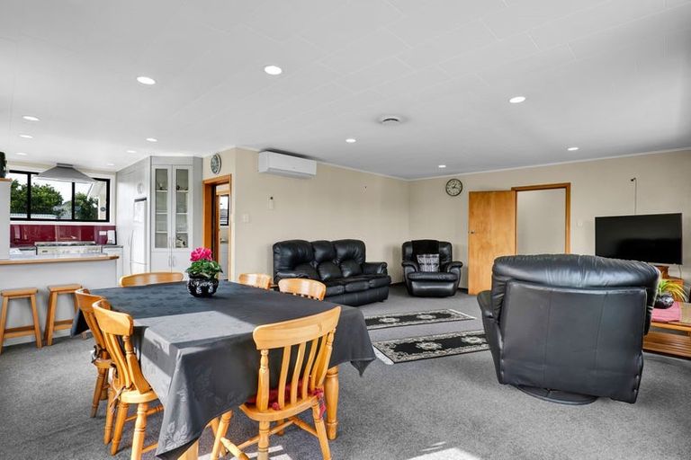 Photo of property in 82 Blake Street, Waitara, 4320