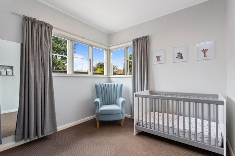 Photo of property in 32 Onewa Road, Northcote Point, Auckland, 0627