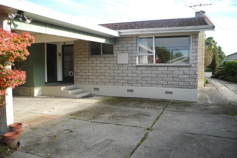 Photo of property in 15 Churchill Place, Waimate, 7924