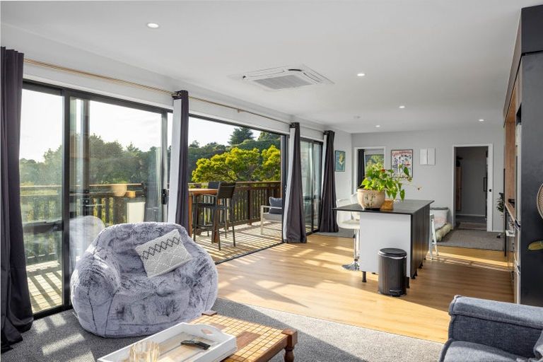 Photo of property in 63b Bayview Road, Charteris Bay, Lyttelton, 8971
