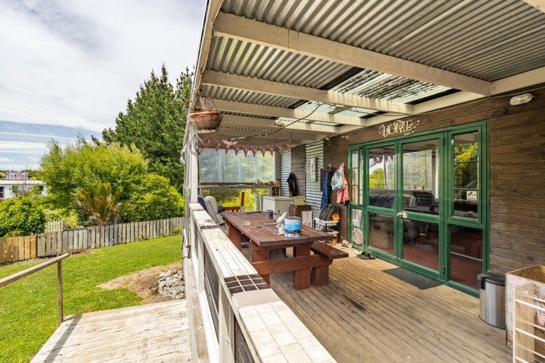 Photo of property in 14 Ngareta Street, Marton, 4710