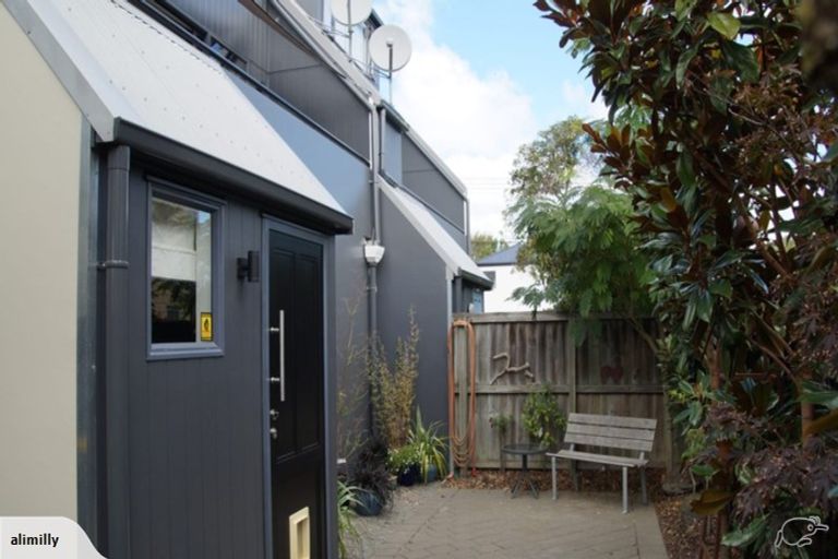 Photo of property in 2/71 Burke Street, Addington, Christchurch, 8024