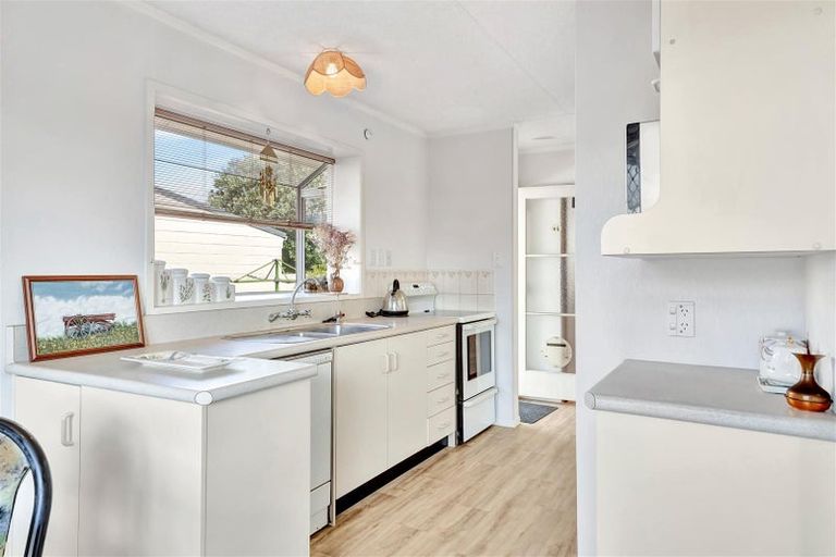 Photo of property in 34 Ashurst Avenue, Pukete, Hamilton, 3200