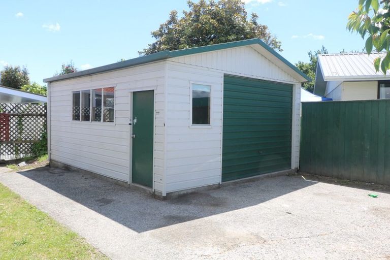 Photo of property in 21 Ebdentown Street, Ebdentown, Upper Hutt, 5018