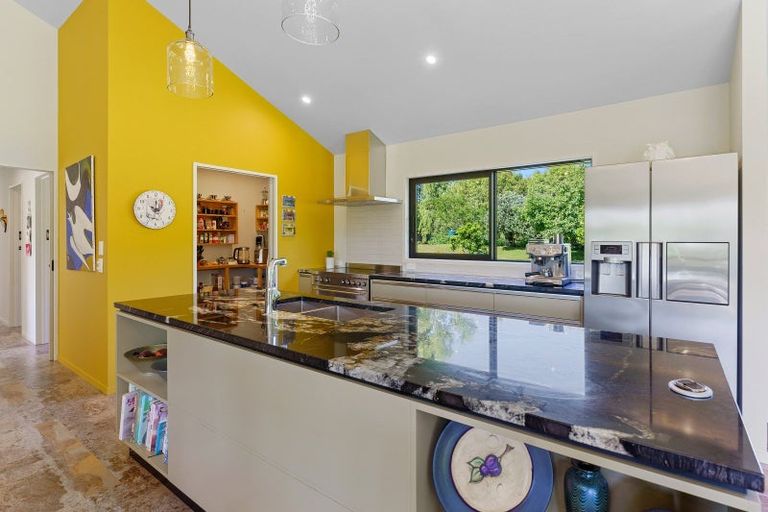 Photo of property in 107 Taylors Road, Otaki, 5583