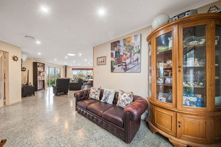 Photo of property in 33 Nikau Heights, Lansdowne, Masterton, 5810