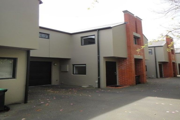 Photo of property in 3/56 Hewitts Road, Merivale, Christchurch, 8014