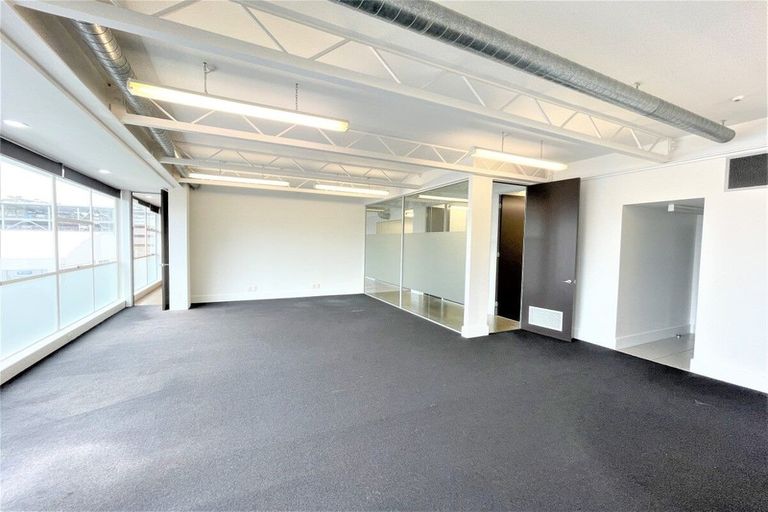 Photo of property in 1b/6 Kingdon Street, Newmarket, Auckland, 1023
