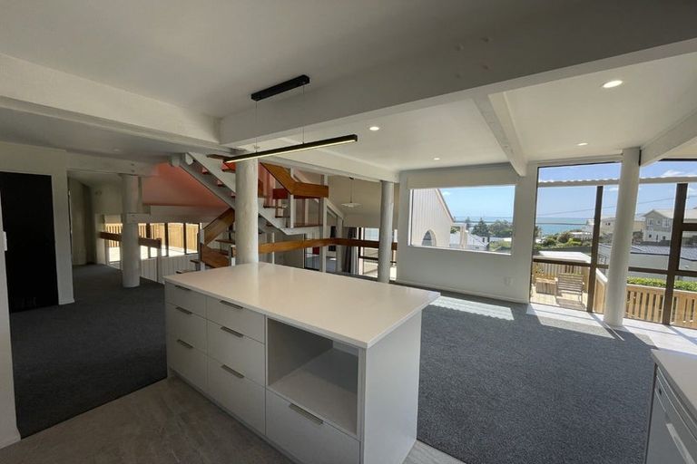 Photo of property in 32b Bayly Road, Moturoa, New Plymouth, 4310