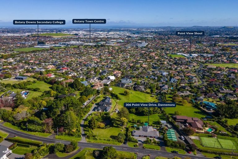 Photo of property in 306 Point View Drive, Dannemora, Auckland, 2016