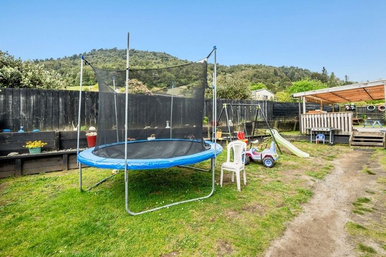 Photo of property in 53 Mountain Road, Western Heights, Rotorua, 3015