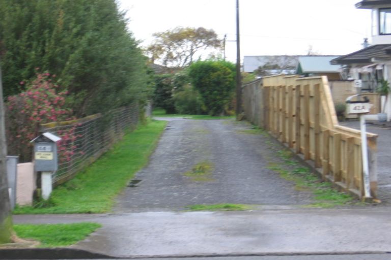 Photo of property in 42a Mako Mako Road, Levin, 5510