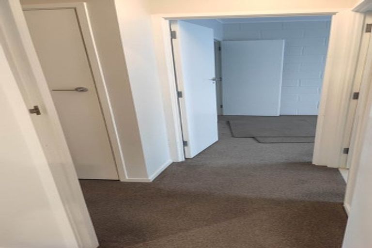 Photo of property in 61 Willerton Avenue, New Lynn, Auckland, 0600