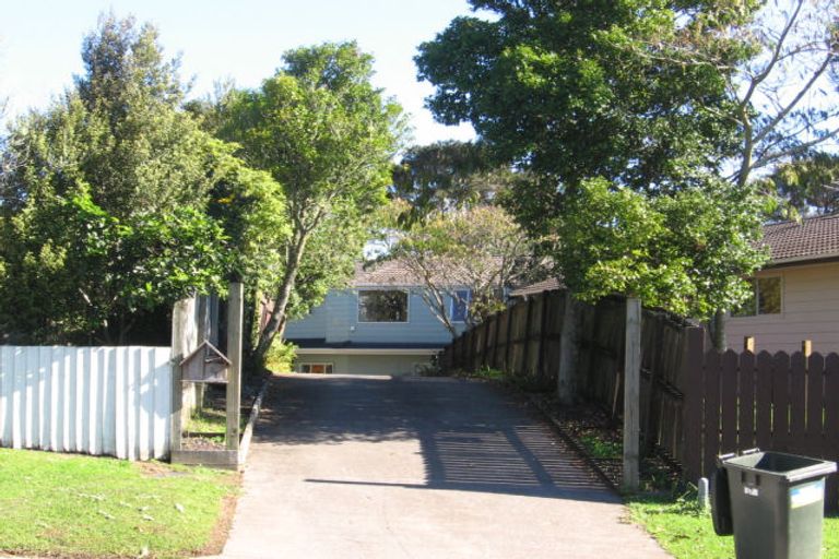 Photo of property in 37 Onedin Place, Titirangi, Auckland, 0604