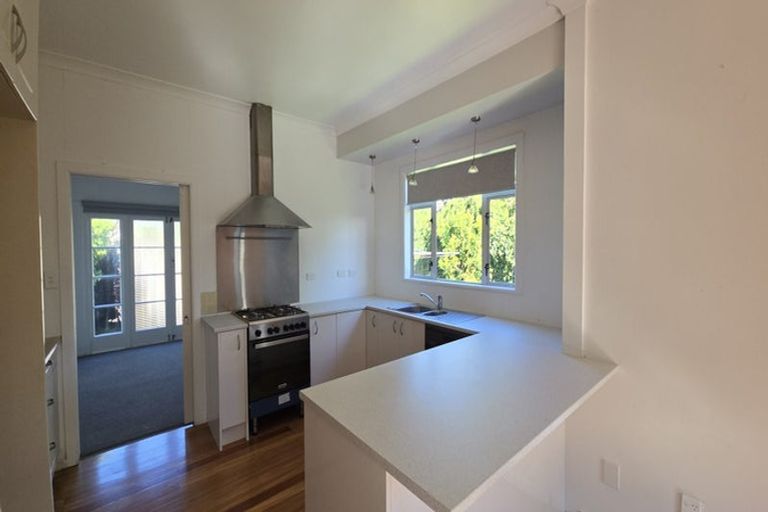 Photo of property in 17 Anzac Avenue, Onekawa, Napier, 4110