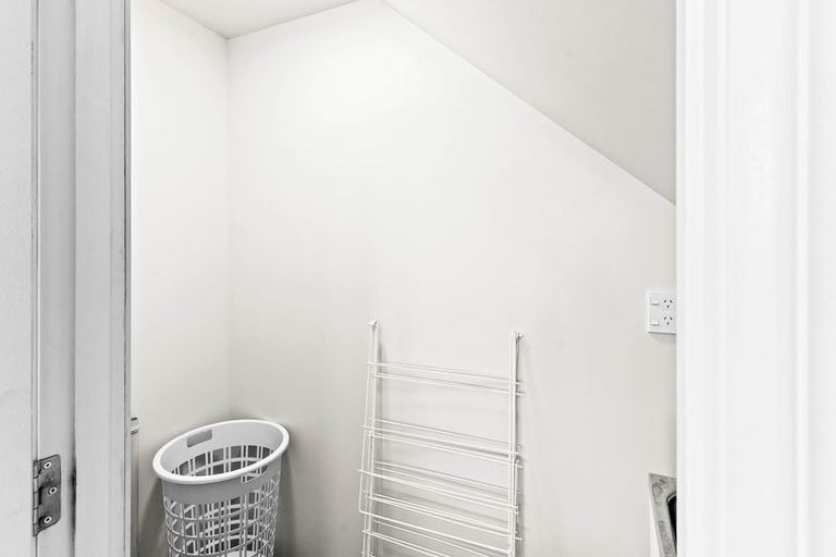 Photo of property in 207 Elgin Road, Balaclava, Dunedin, 9011