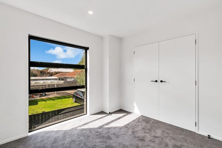 Photo of property in 5/89 Beach Road, Te Atatu Peninsula, 0610