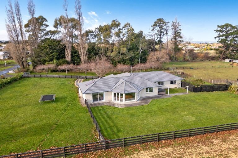 Photo of property in 137 Kent Street, Carterton, 5713