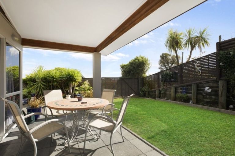 Photo of property in 6 Goldfinch Place, Welcome Bay, Tauranga, 3112