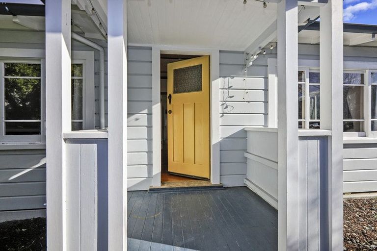 Photo of property in 2/707 Queen Street East, Parkvale, Hastings, 4122