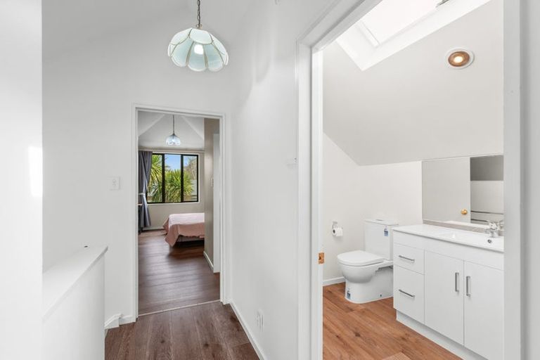 Photo of property in 1/8 Cottesmore Close, Burnside, Christchurch, 8053