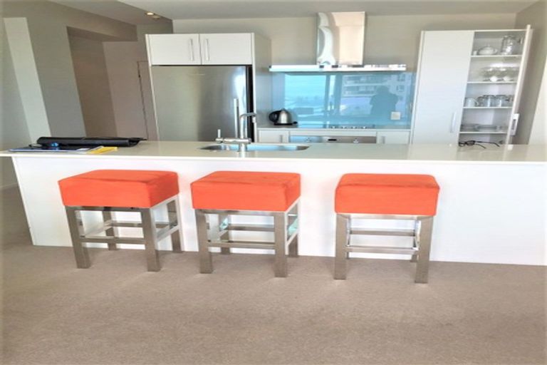 Photo of property in 33/8 Maunganui Road, Mount Maunganui, 3116