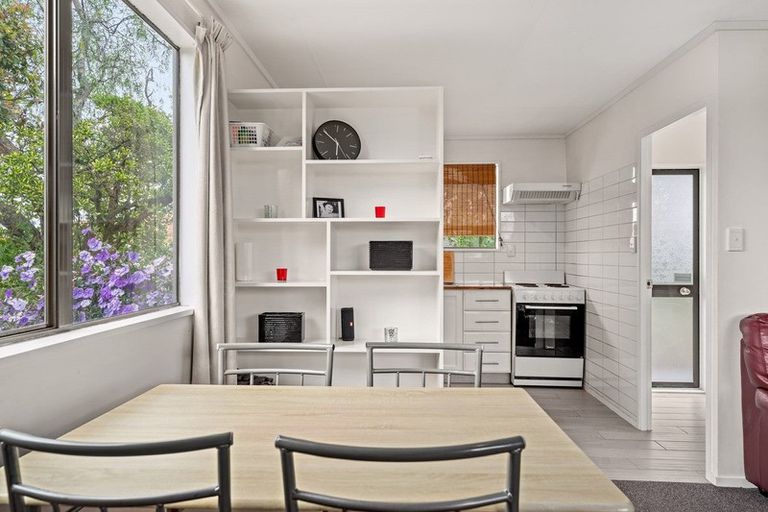 Photo of property in 43b Lyn Grove, Papamoa Beach, Papamoa, 3118