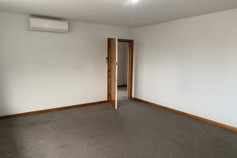 Photo of property in 1/105 Memorial Avenue, Burnside, Christchurch, 8053