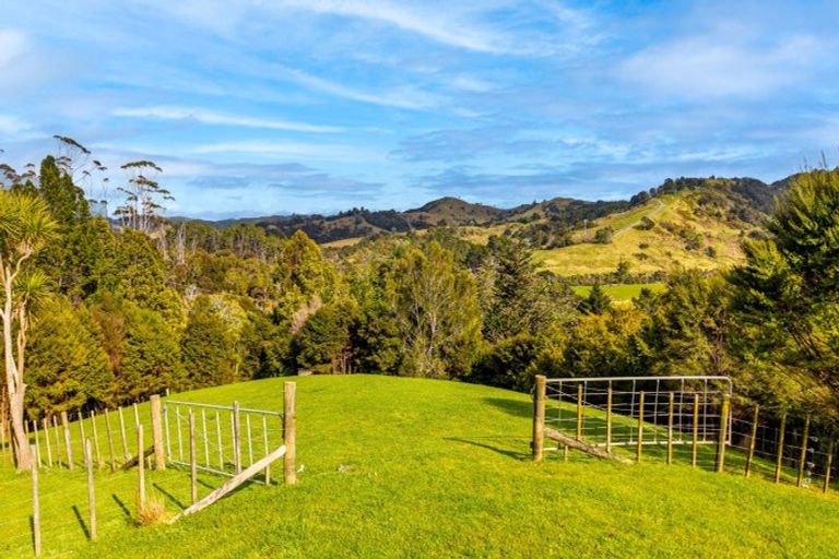 Photo of property in 700 Hibiscus Coast Highway, Waiwera, Orewa, 0994