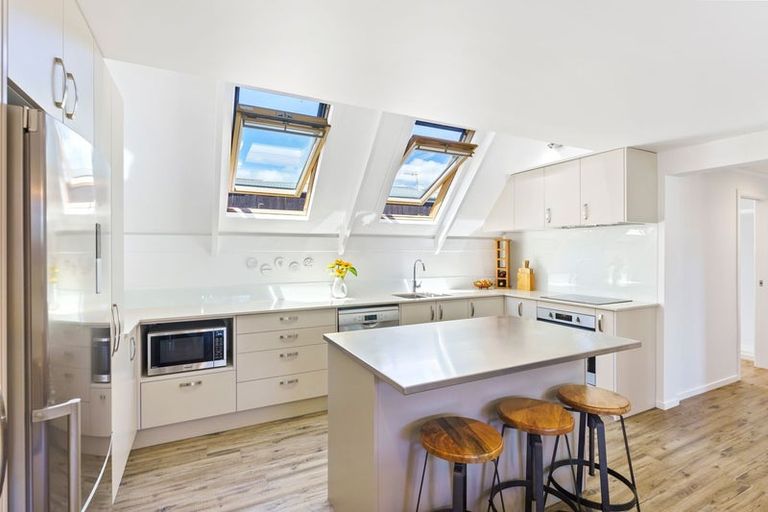 Photo of property in 29 Eruini Street, Waikanae Beach, Waikanae, 5036