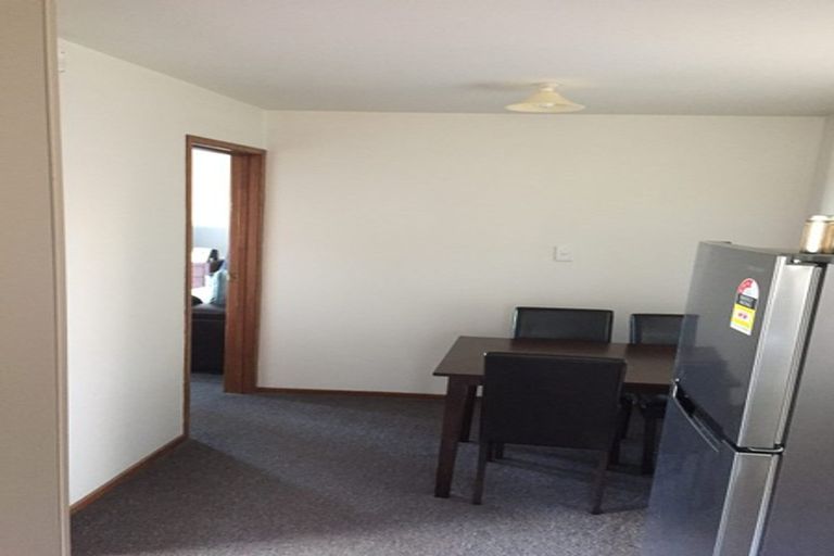 Photo of property in 17 Cashmere Place, Glenfield, Auckland, 0629