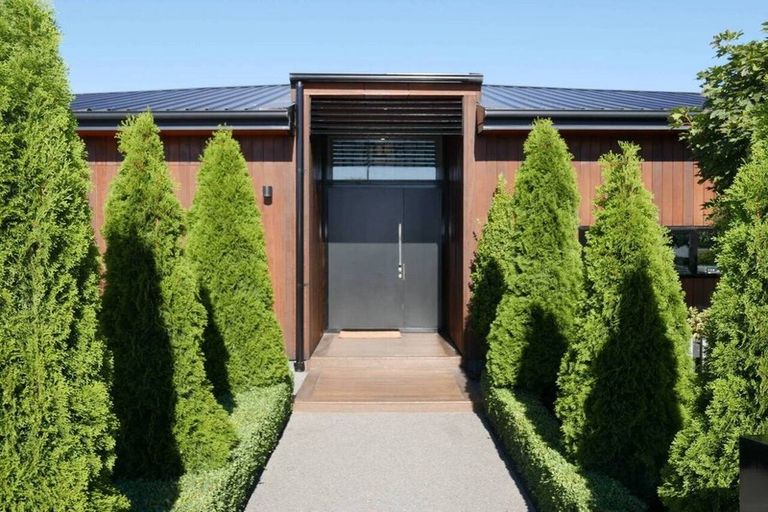 Photo of property in 1 Rostrevor Place, Mairehau, Christchurch, 8052