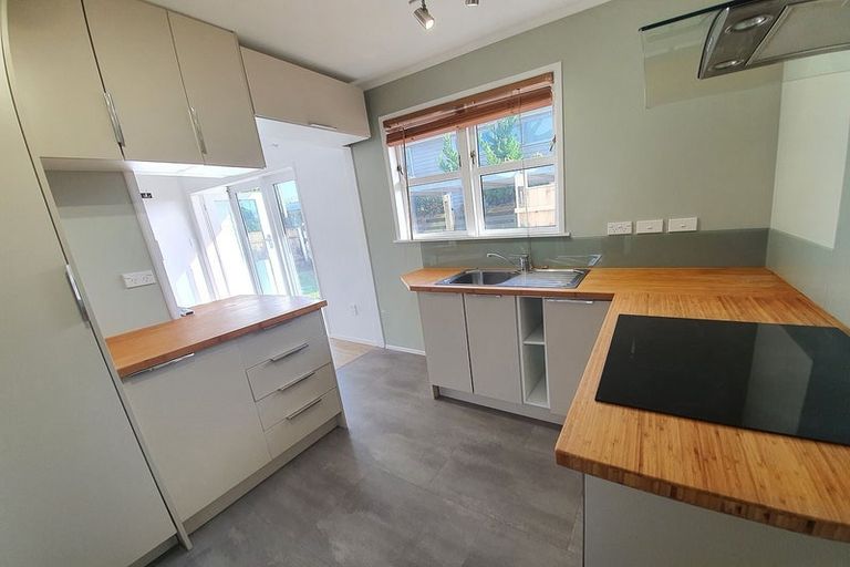Photo of property in 21b Russell Street, Waterloo, Lower Hutt, 5011