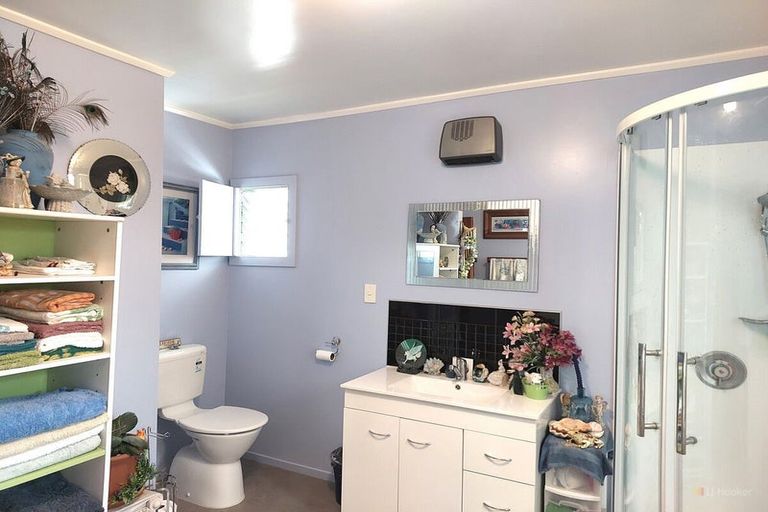 Photo of property in 8 Moorhouse Street, Waimate, 7924