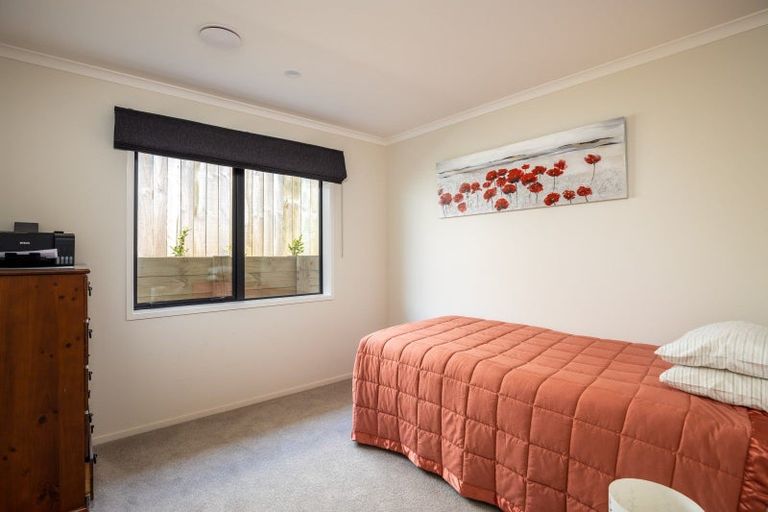 Photo of property in 12 Rehua Place, Waiwhakaiho, New Plymouth, 4312