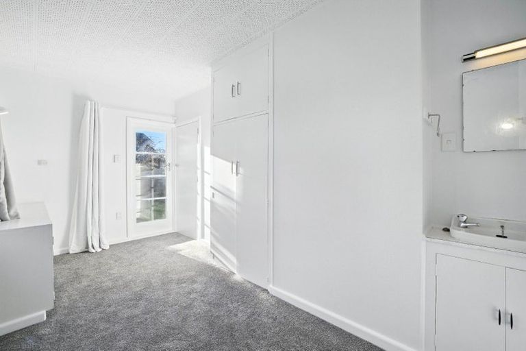 Photo of property in 145 Hamilton Avenue, Ilam, Christchurch, 8041