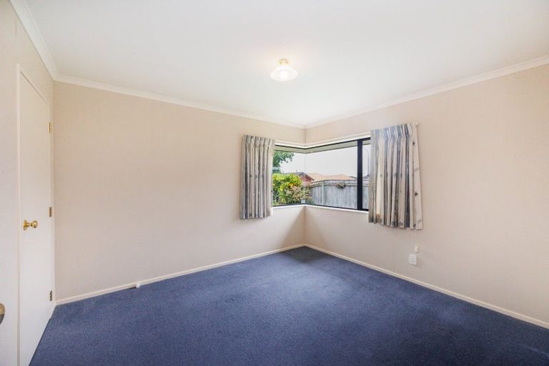 Photo of property in 38 Parnell Heights Drive, Kelvin Grove, Palmerston North, 4414